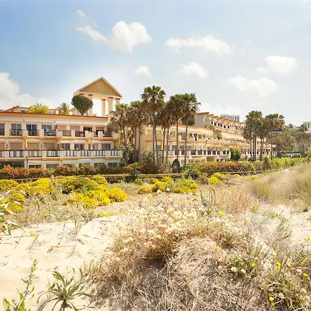 In With Beachfront Pool