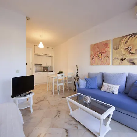 In With Beachfront Pool