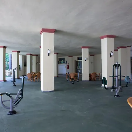 Apartmán In With Beachfront Pool Marbella