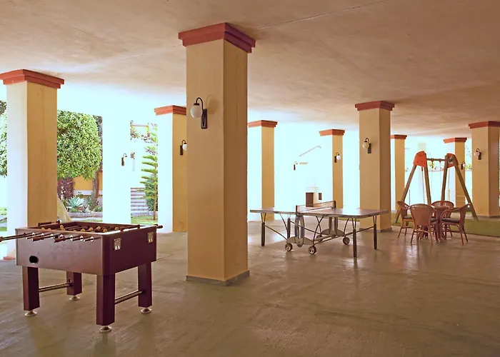 Apartament In With Beachfront Pool *