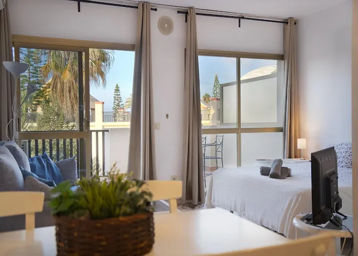 In With Beachfront Pool *