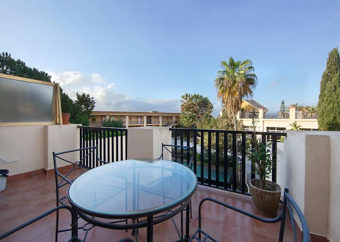 In With Beachfront Pool *