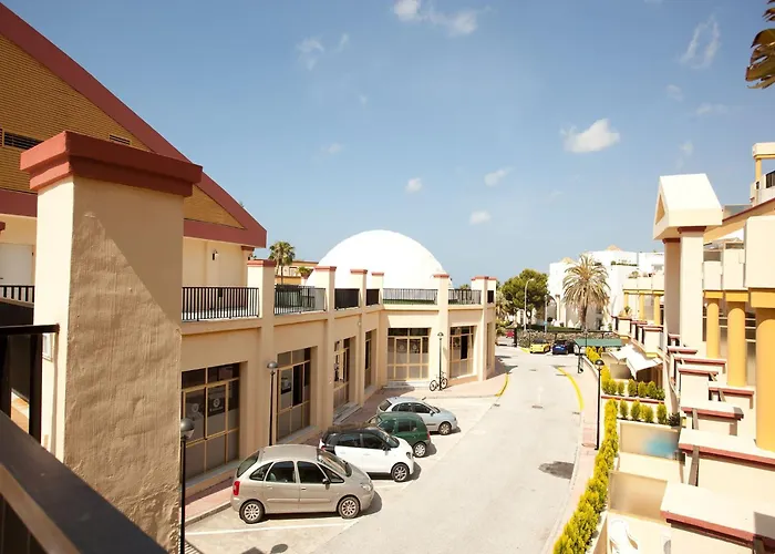 In With Beachfront Pool Marbella