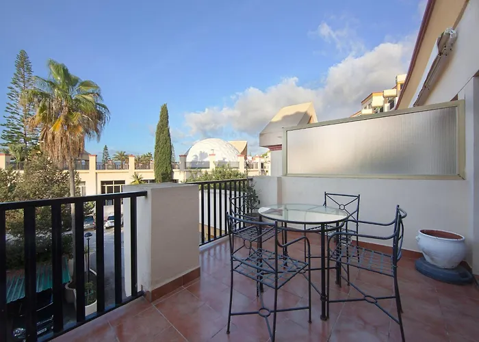 In With Beachfront Pool * Marbella